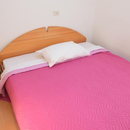 Apartments Vila Marinela Porec Exterior photo