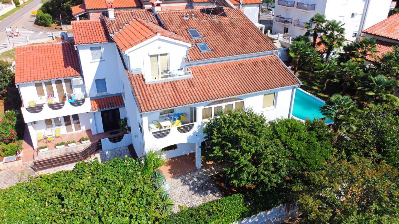 Apartments Vila Marinela Porec Exterior photo