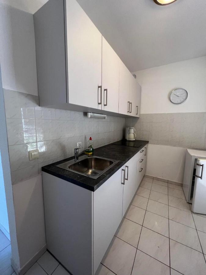 Apartments Vila Marinela Porec Exterior photo
